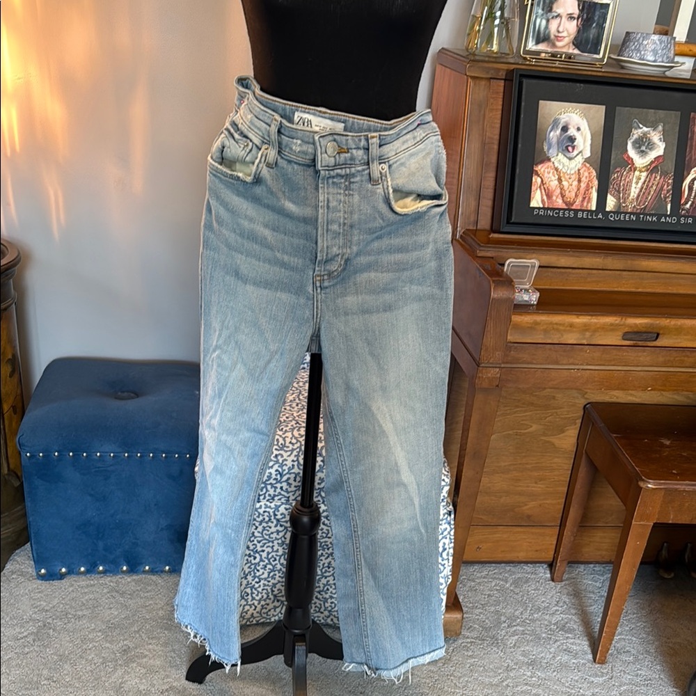 Zara Women's Light Blue Jeans